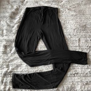 ASOS DESIGN black maternity leggings